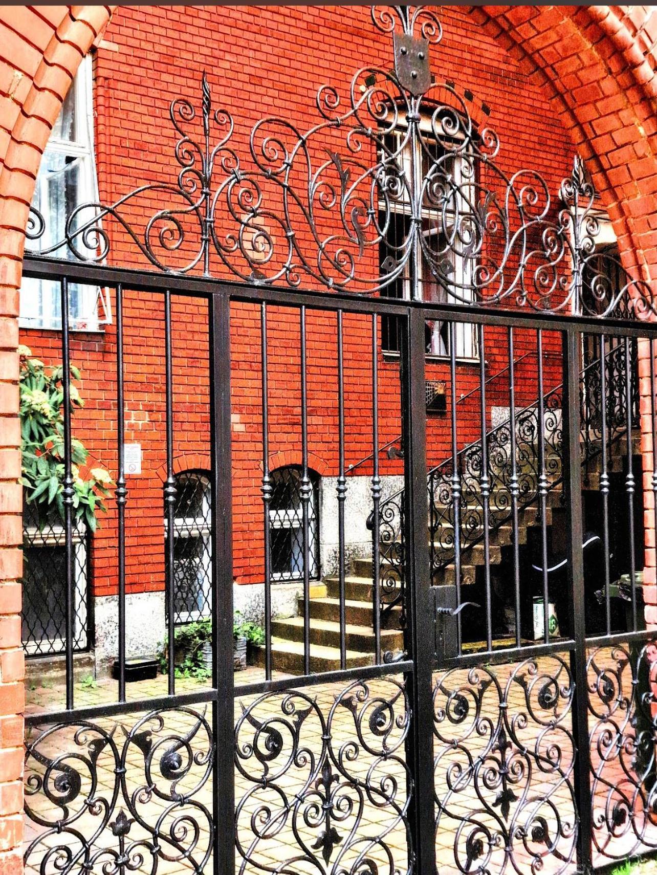 Cedar Inn Budapest - Palace District Exterior photo